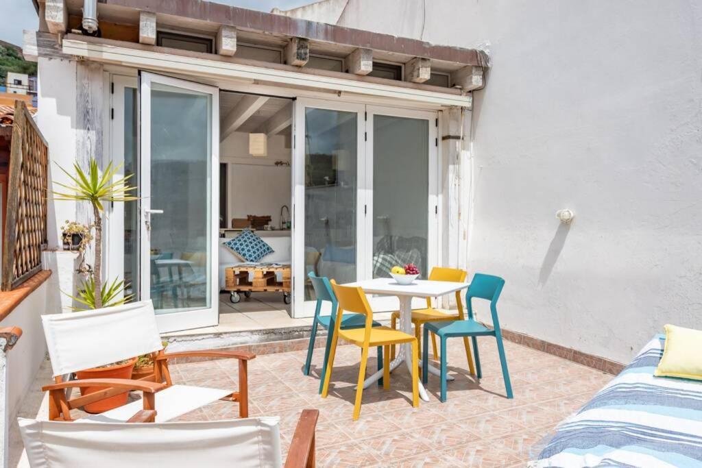 The Enchanting Sunset Bosa Exterior photo